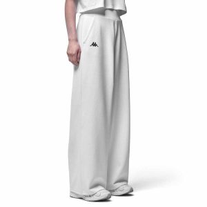 Spodnie damskie Kappa Gefron Athleisure. Białe spodnie dresowe Kappa, bez wzorów. Za 335,00 zł.