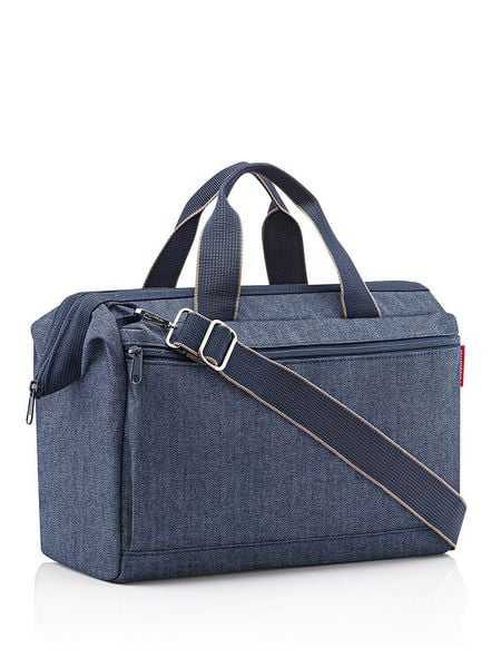 Reisenthel Torba podróżna "Allrounder S" w kolorze granatowym - 39 x 26 x 16,5 cm rozmiar: onesize. Niebieskie torby podróżne i sportowe Reisenthel, bez wzorów, z materiału, przez ramię. Za 146,63 zł.