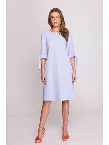 Stylove Sukienka w kolorze fioletowo-błękitnym rozmiar: XL. Niebieskie sukienki Stylove, na co dzień, xl, bez wzorów, bez kołnierzyka, bez ramiączek, midi, proste. Za 202,03 zł.