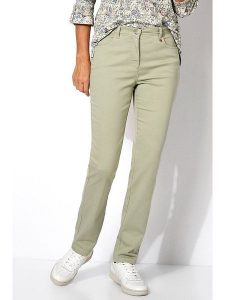 Relaxed by TONI Dżinsy - Slim fit - w kolorze jasnozielonym rozmiar: W50. Zielone jeansy Relaxed by TONI, bez wzorów, z podwyższonym stanem. Za 100,99 zł.