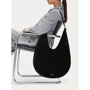Torebka GINO ROSSI. Czarne shopper bag Gino Rossi, bez wzorów, bez dodatków. Za 599,99 zł.
