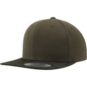 Czapka Z Daszkiem W Kamuflażu. Czarne czapki FLEXFIT, bez wzorów. Za 136,99 zł.