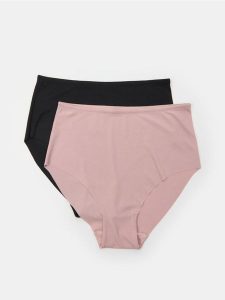 Prążkowane figi z wysokim stanem 2 pack - różowy. Czerwone figi Sinsay, bez wzorów, prążkowane. Za 19,99 zł.