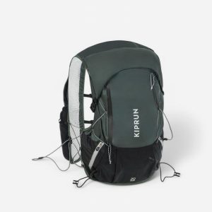 Plecak do biegania w terenie unisex Kiprun 900 20+5 litrów z bukłakiem 2 l. Zielone plecaki KIPRUN. Za 499,99 zł.