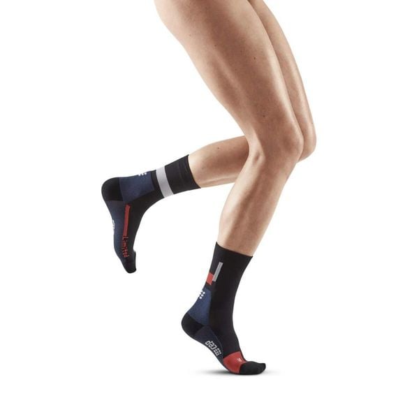 Skarpety kompresyjne damskie sportowe CEP The Run Limited krótkie. Czarne skarpetki CEP, bez wzorów. Za 74,00 zł.