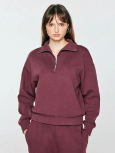 Bluza damska z golfem bordowa dariana 604. Czerwone bluzy Big Star, l, bez wzorów, z bawełny, bez kaptura. Za 199,99 zł.