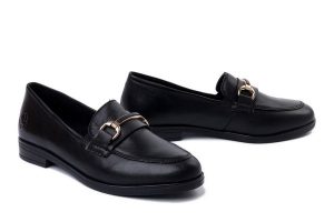 RIEKER 46262-01 black, półbuty damskie. Czarne półbuty Rieker, bez wzorów, bez obcasa, na obcasie, bez zapięcia. Za 359,90 zł.