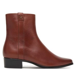 Botki Tommy Hilfiger. Brązowe botki TOMMY HILFIGER, bez wzorów, bez obcasa, na płaskiej podeszwie, bez zapięcia. Za 519,99 zł.