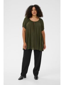 KAFFE curve Bluzka w kolorze ciemnozielonym rozmiar: 52. Zielone bluzki KAFFE curve, bez wzorów, z wiskozy, bez kołnierzyka, bez ramiączek. Za 82,99 zł.