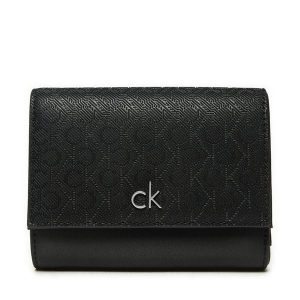 Portfel Calvin Klein. Czarne portfele Calvin Klein, bez wzorów. Za 189,99 zł.