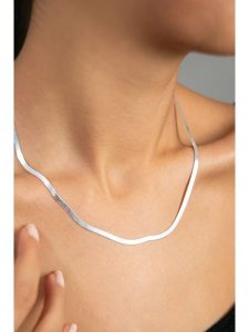 Miu Silver Srebrny naszyjnik - dł. 42 cm rozmiar: onesize. Szare naszyjniki Miu Silver, srebrne. Za 195,95 zł.