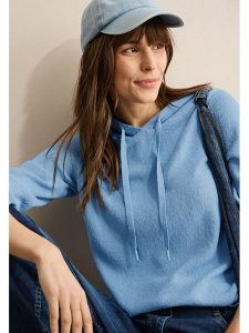 Cecil Bluza w kolorze błękitnym rozmiar: XL. Niebieskie bluzy Cecil, xl, bez wzorów, z kapturem. Za 136,13 zł.