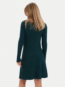 Vero Moda Sukienka dzianinowa Nancy 10254807 Zielony Regular Fit. Zielone kombinezony Vero Moda, s, bez wzorów, z dzianiny, bez kołnierzyka, bez ramiączek. Za 209,99 zł.