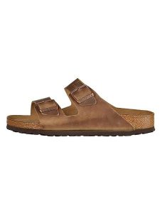 Birkenstock Skórzane klapki "Arizona" w kolorze jasnobrązowym rozmiar: 40. Brązowe klapki Birkenstock, bez wzorów, z otwartym noskiem, bez obcasa. Za 474,38 zł.