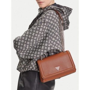 Torebka Guess. Brązowe torebki klasyczne Guess, z aplikacjami, bez dodatków. Za 309,99 zł.