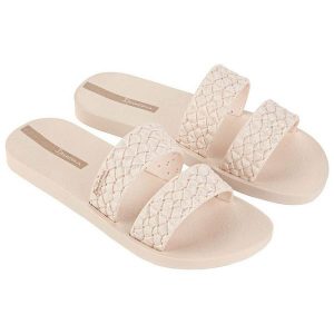 Klapki damskie Ipanema Renda II. Brązowe klapki Ipanema, bez wzorów, z materiału, bez obcasa. Za 79,99 zł.