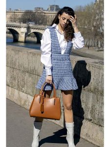 Maison héritage PARIS Skórzana torebka "Carla" w kolorze karmelowym - 32,5 x 25 x 11 cm rozmiar: onesize. Brązowe torebki klasyczne Maison héritage PARIS, bez wzorów, z materiału, przez ramię, bez dodatków. Za 369,99 zł.