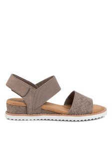 Skechers Sandały BOBS Desert Kiss 31440/TPE Brązowy. Brązowe sandały Skechers, bez wzorów, z materiału, bez obcasa, na płaskiej podeszwie, bez zapięcia. Za 169,99 zł.