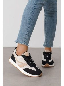 C'M Sneakersy w kolorze beżowo-czarnym rozmiar: 38. Brązowe trampki C'M, bez wzorów, bez zapięcia. Za 149,95 zł.