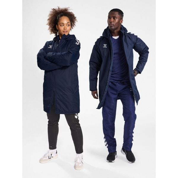 Kurtka Hummel Bench. Niebieskie kurtki Hummel, l, bez wzorów, bez kaptura. W wyprzedaży za 295,00 zł.