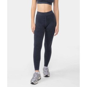 Legginsy Carpatree Marble Story bezszwowe czarne. Czarne legginsy Carpatree, bez wzorów, z materiału. W wyprzedaży za 149,99 zł.