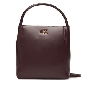 Torebka Calvin Klein. Czerwone torebki klasyczne Calvin Klein, bez wzorów, bez dodatków. Za 539,99 zł.