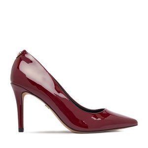 Szpilki Nine West. Czerwone szpilki Nine West, bez wzorów, bez obcasa. Za 229,99 zł.