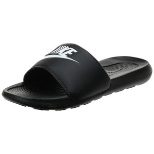 Klapki Sportowe Nike Victori One Basenowe Czarne Lekkie. Białe klapki Nike, bez wzorów, bez obcasa. Za 179,00 zł.