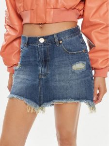 One Teaspoon Spódnica jeansowa Junkyard 26276 Niebieski Regular Fit. Niebieskie spódnice One Teaspoon, bez wzorów, z bawełny. Za 329,99 zł.