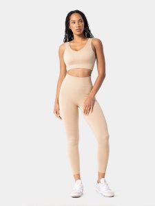 Carpatree Legginsy sportowe "Simply" w kolorze beżowym rozmiar: S. Brązowe legginsy Carpatree, s, bez wzorów, z materiału, z podwyższonym stanem, outdoorowe. Za 135,81 zł.