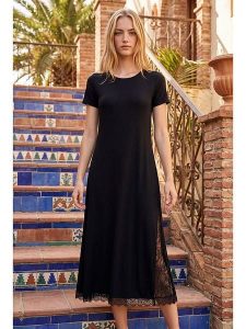SOULSHAE Sukienka w kolorze czarnym rozmiar: XXL/3XL. Czarne sukienki SOULSHAE, xl, bez wzorów, z koronki, bez kołnierzyka, bez ramiączek, maxi. Za 150,95 zł.