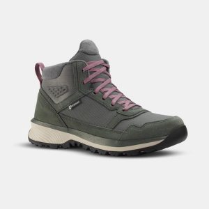Buty turystyczne damskie Quechua NH500 Mid skóra wodoodporne. Szare buty trekkingowe QUECHUA, ze skóry, przed kolano, bez zapięcia. Za 269,99 zł.