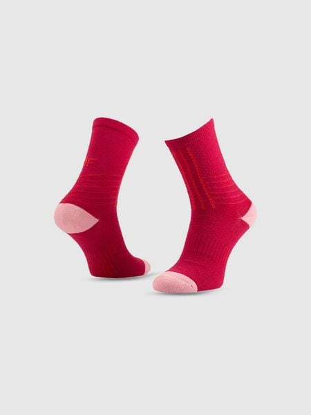 4F Skarpetki trekkingowe długie damskie - różowe 39-42. Czerwone skarpetki 4f, bez wzorów, z wełny. Za 49,99 zł.