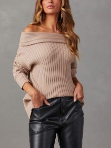 Milan Kiss Sweter w kolorze beżowym rozmiar: S. Brązowe swetry oversize Milan Kiss, s, bez wzorów, bez ramiączek. Za 126,99 zł.