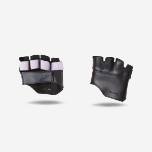 Nakładki na dłonie fitness pad Domyos. Czarne rękawiczki CORENGTH, bez wzorów, z gumy. Za 29,99 zł.