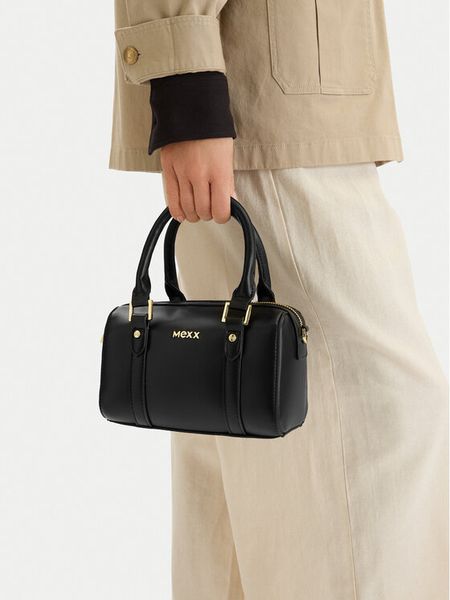 MEXX Torebka CEO-MEXX-K-007-09 Czarny. Czarne kuferki Mexx, bez wzorów, z materiału, bez dodatków. Za 159,99 zł.