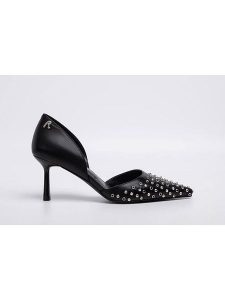 Replay Czółenka w kolorze czarnym rozmiar: 39. Czarne czółenka Replay, bez wzorów, bez obcasa, bez zapięcia. Za 217,99 zł.