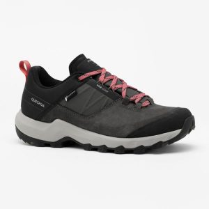 Buty turystyczne damskie Quechua MH500 wodoodporne. Brązowe buty trekkingowe QUECHUA, z kauczuku, bez zapięcia. Za 299,99 zł.