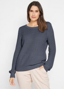 Sweter w strukturalny wzór z mieszanki bawełny. Niebieskie swetry klasyczne bonprix, z bawełny, bez kołnierzyka. Za 97,99 zł.