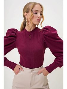 Trend Alaçatı Stili Bluzka w kolorze fioletowym rozmiar: M. Różowe bluzki Trend Alaçatı Stili, m, bez wzorów, bez kołnierzyka, bez ramiączek. Za 52,17 zł.