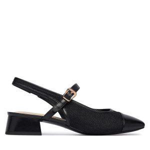 Czółenka Caprice. Czarne czółenka Caprice, bez wzorów, bez obcasa, bez zapięcia. Za 339,99 zł.