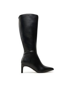 Guess Kozaki Qiale FLFQIA ELE11 Czarny. Czarne kozaki Guess, z aplikacjami, ze skóry, bez obcasa, na szpilce, bez zapięcia. Za 599,99 zł.