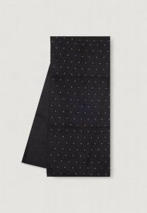 Szalik Kobieta ONLY ONLKATHERINE KNIT GLITTER SCARF CC. Czerwone szaliki ONLY, bez wzorów, z dzianiny. Za 149,95 zł.