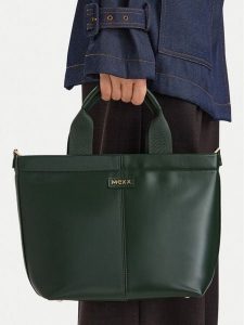 MEXX Torebka CEO-MEXX-S-013-10 Khaki. Brązowe kuferki Mexx, bez wzorów, ze skóry, bez dodatków. Za 199,99 zł.