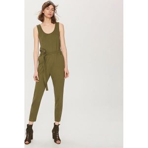 Dzianinowy kombinezon - Khaki. Kombinezony marki Reserved. W wyprzedaży za 49,99 zł.
