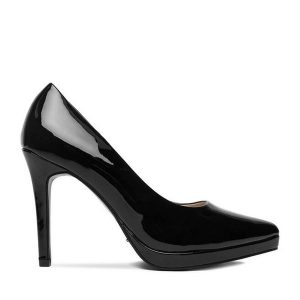 Szpilki DeeZee. Czarne szpilki DeeZee, bez wzorów, bez obcasa. Za 149,99 zł.