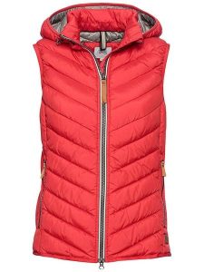 Camel Active Kamizelka pikowana w kolorze czerwonym rozmiar: 38. Czerwone kamizelki Camel Active, bez wzorów, bez kołnierzyka, bez ramiączek, bez kaptura. Za 325,79 zł.