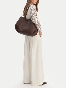 GINO ROSSI Torebka CEO-HADIJA-KY125 Brązowy. Brązowe shopper bag Gino Rossi, bez wzorów, z materiału, bez dodatków. Za 299,99 zł.