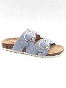 S.Oliver Klapki w kolorze błękitnym rozmiar: 36. Niebieskie klapki s.Oliver, bez wzorów, z otwartym noskiem, bez obcasa. Za 118,56 zł.