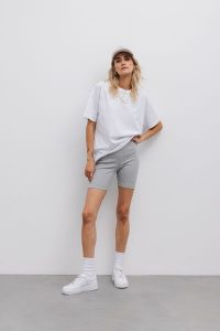 KOLARKI SUZANE JASNO SZARE L - Flawless. Szare szorty Flawless, bez wzorów, z bawełny, eleganckie. Za 150,00 zł.